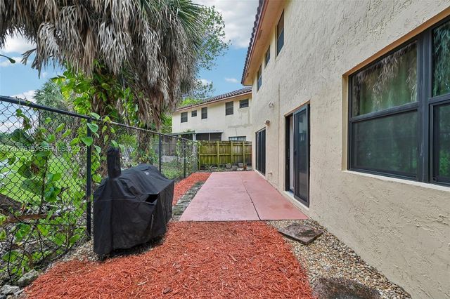 3461 Cluster Rd, Miramar, FL 33025