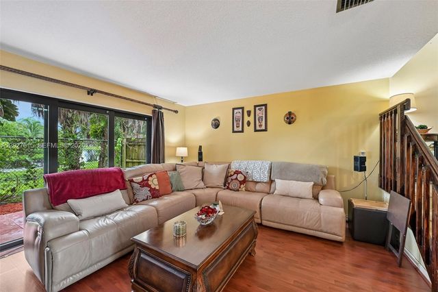 3461 Cluster Rd, Miramar, FL 33025