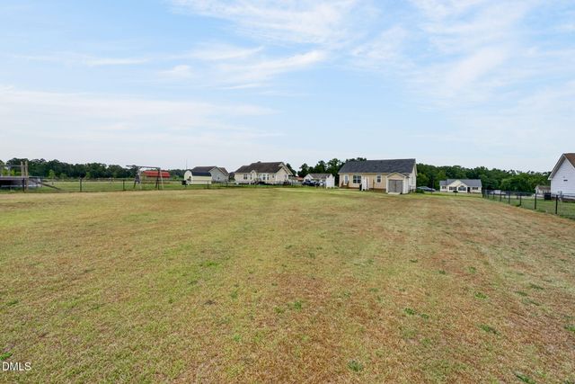 50 Letcher Lane, Lillington, NC 27546