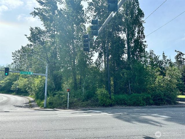 3010 E Sunset Drive, Bellingham, WA 98226