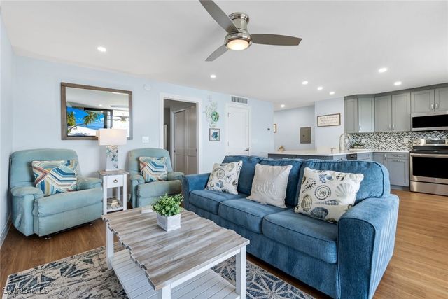 1085 Bald Eagle DR E405, Marco Island, FL 34145
