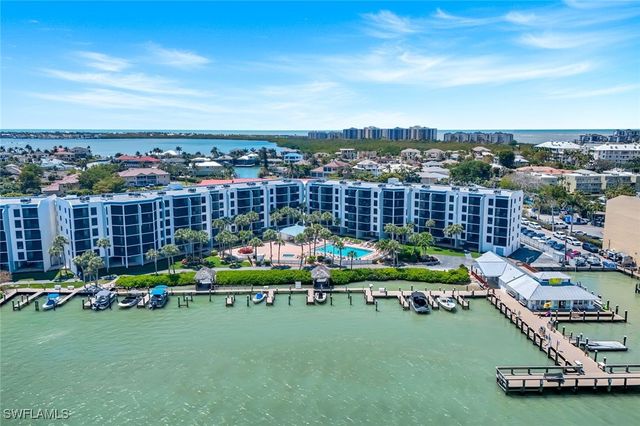 1085 Bald Eagle DR E405, Marco Island, FL 34145