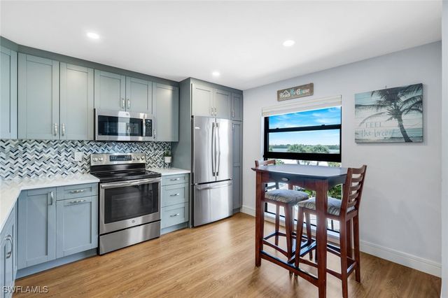 1085 Bald Eagle DR E405, Marco Island, FL 34145