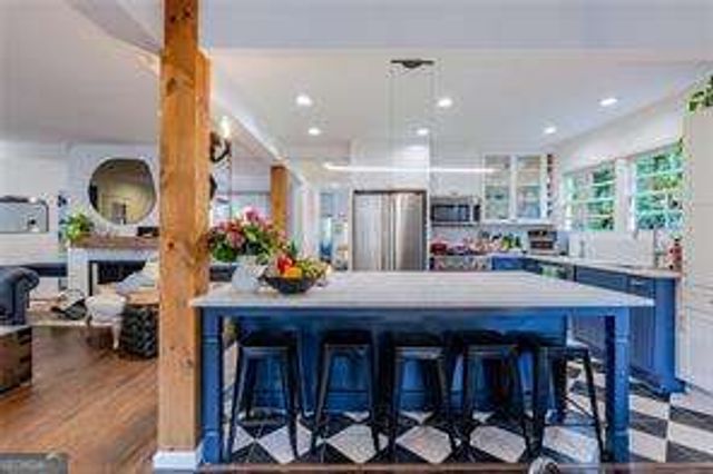 4006 N Stratford Road NE, Atlanta, GA 30342