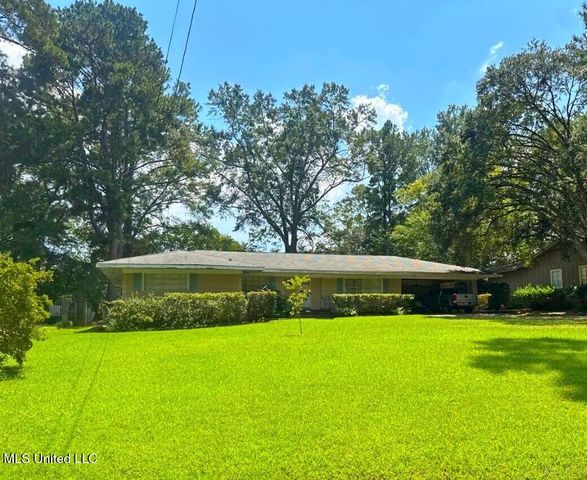 1061 Buckley Drive, Jackson, MS 39206
