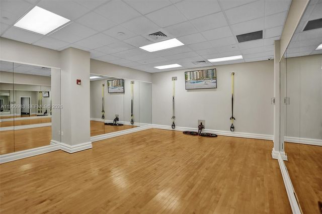 2501 S Ocean Dr L14, Hollywood, FL 33019