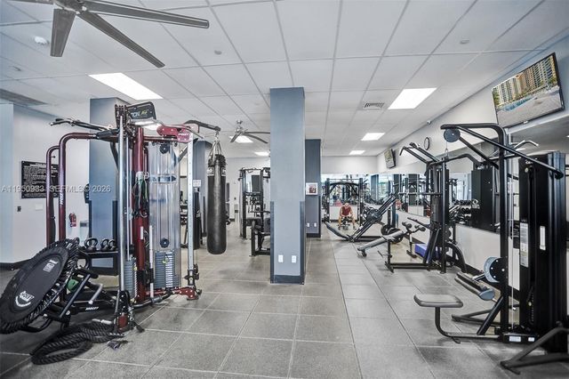 2501 S Ocean Dr L14, Hollywood, FL 33019