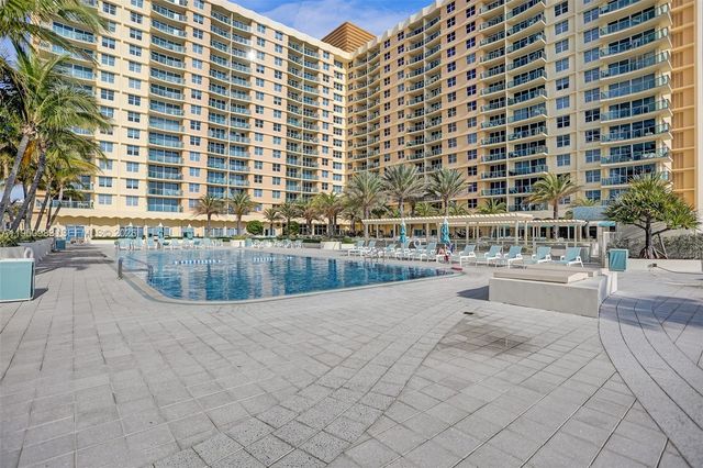 2501 S Ocean Dr L14, Hollywood, FL 33019