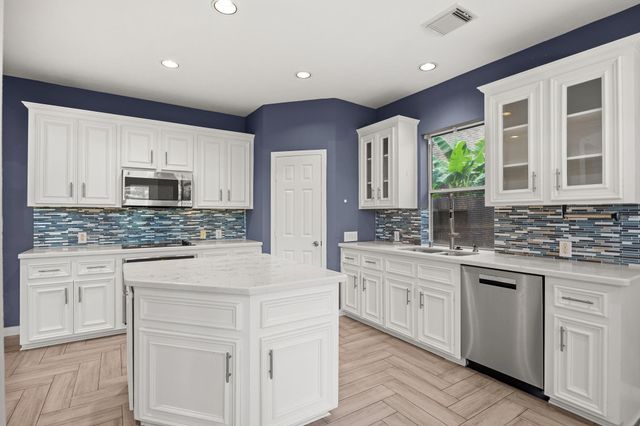2207 Thistlerock Lane, Sugar Land, TX 77479