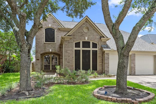 2207 Thistlerock Lane, Sugar Land, TX 77479