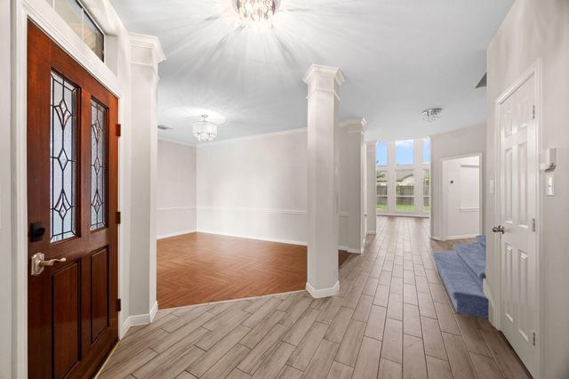 2207 Thistlerock Lane, Sugar Land, TX 77479