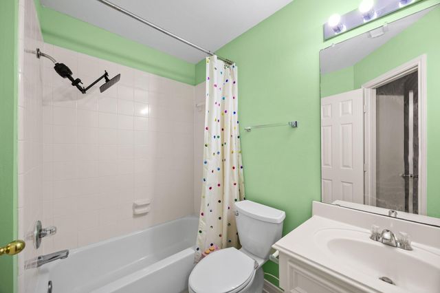 2207 Thistlerock Lane, Sugar Land, TX 77479