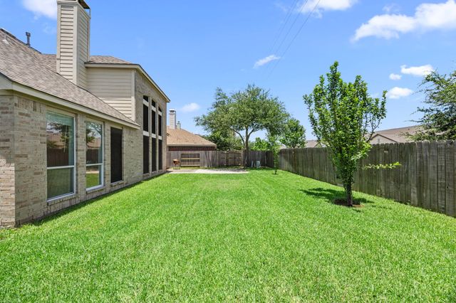 2207 Thistlerock Lane, Sugar Land, TX 77479