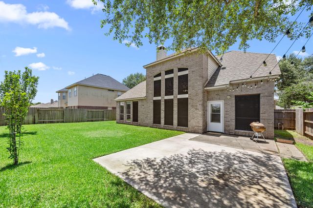 2207 Thistlerock Lane, Sugar Land, TX 77479