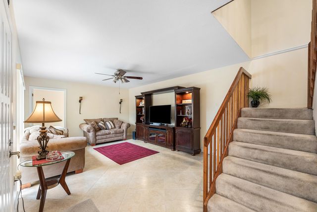 2005 20th Lane, Greenacres, FL 33463