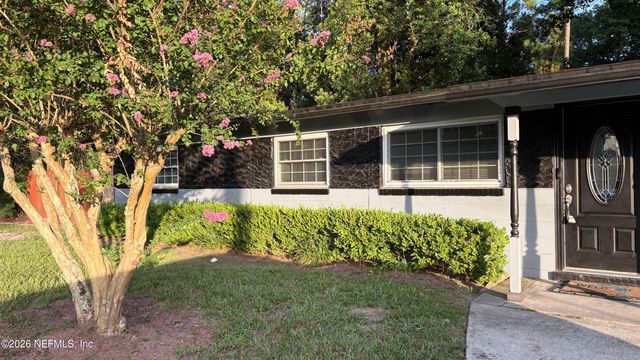 8036 DELAROCHE Drive, Jacksonville, FL 32210
