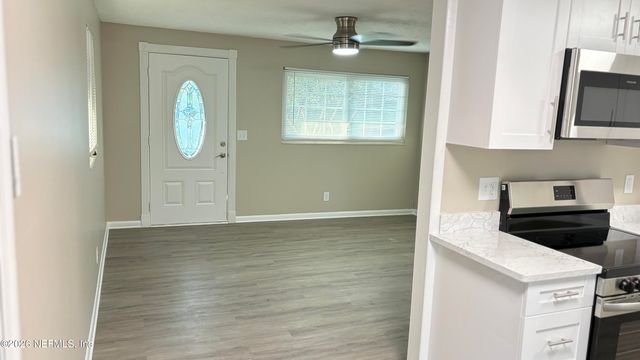 8036 DELAROCHE Drive, Jacksonville, FL 32210