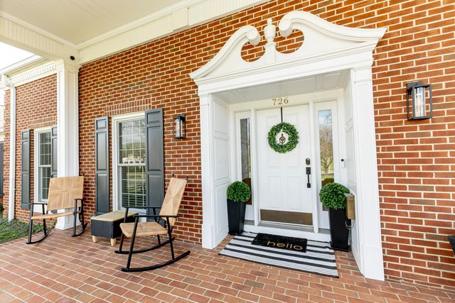 726 N Main Street, Monticello, KY 42633