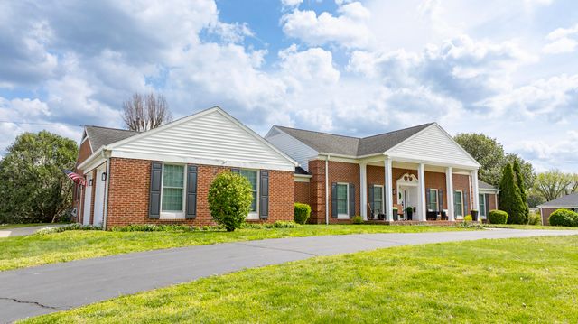 726 N Main Street, Monticello, KY 42633