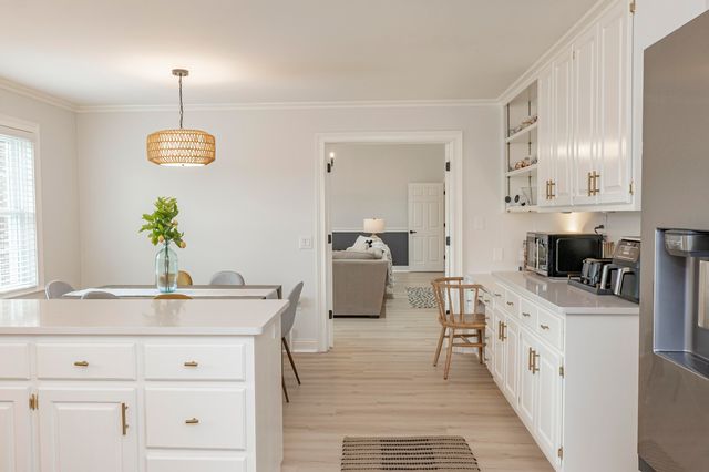 726 N Main Street, Monticello, KY 42633