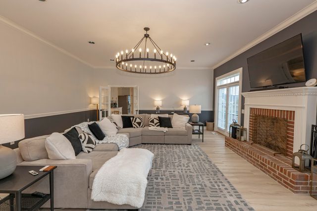 726 N Main Street, Monticello, KY 42633