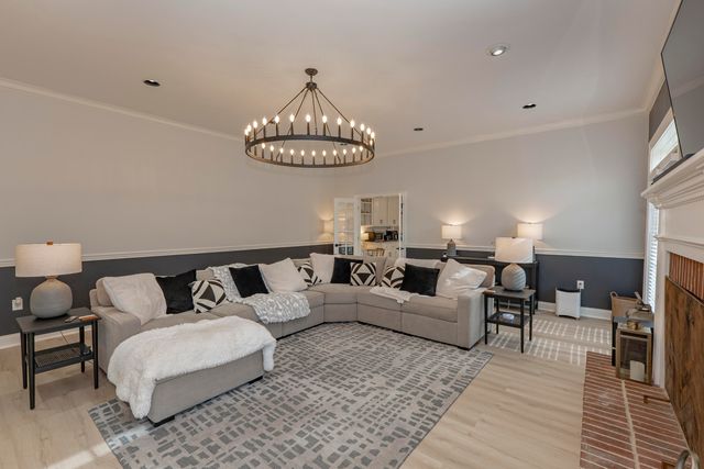 726 N Main Street, Monticello, KY 42633