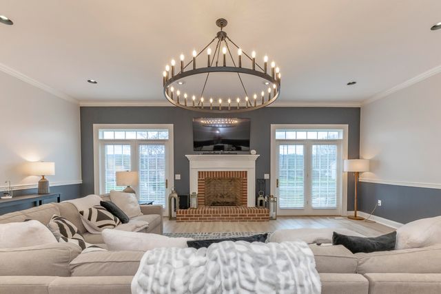 726 N Main Street, Monticello, KY 42633