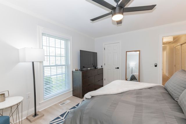 726 N Main Street, Monticello, KY 42633