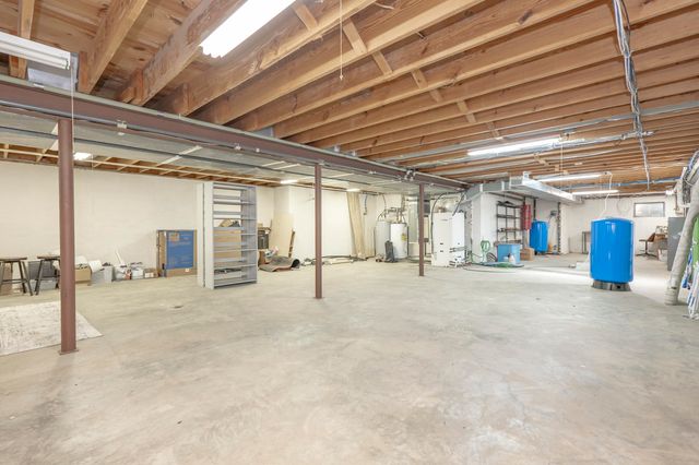 726 N Main Street, Monticello, KY 42633