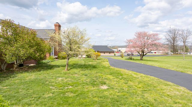 726 N Main Street, Monticello, KY 42633