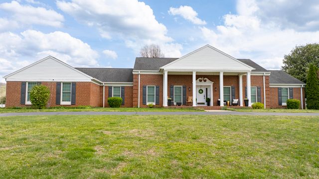 726 N Main Street, Monticello, KY 42633