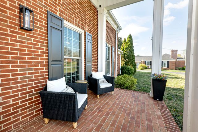 726 N Main Street, Monticello, KY 42633