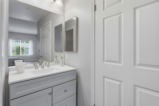 627 Norris Canyon Terrace, San Ramon, CA 94583