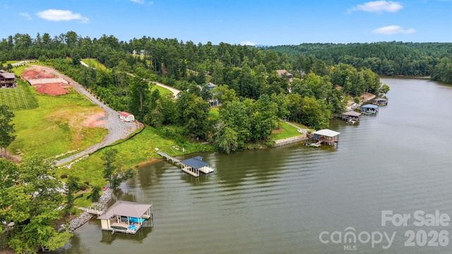 1792 Waters Edge Drive 61, Granite Falls, NC 28630
