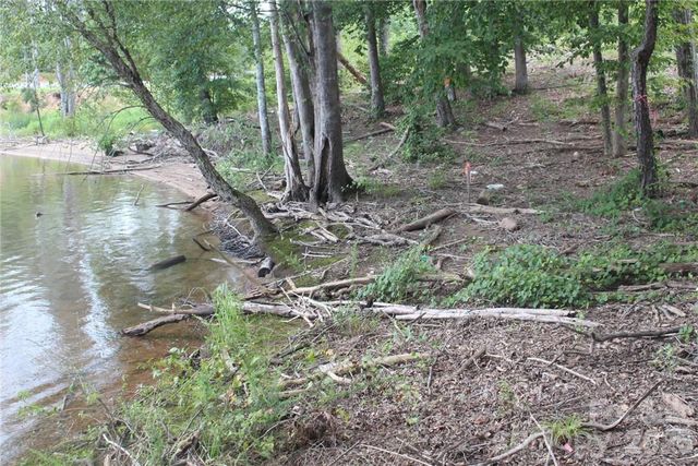 1792 Waters Edge Drive 61, Granite Falls, NC 28630
