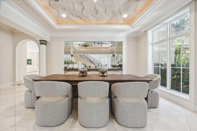 608 Little John Lane, Houston, TX 77024