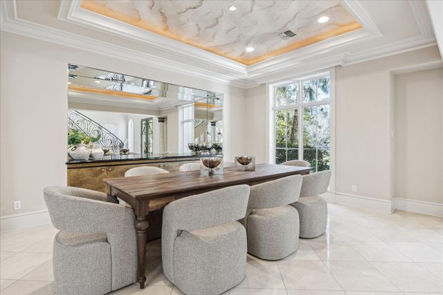 608 Little John Lane, Houston, TX 77024