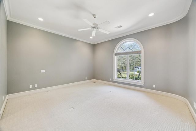 608 Little John Lane, Houston, TX 77024