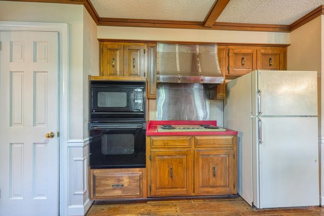 106 Lakeland Avenue, Moore, SC 29369