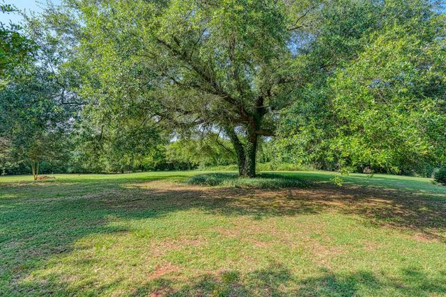 106 Lakeland Avenue, Moore, SC 29369