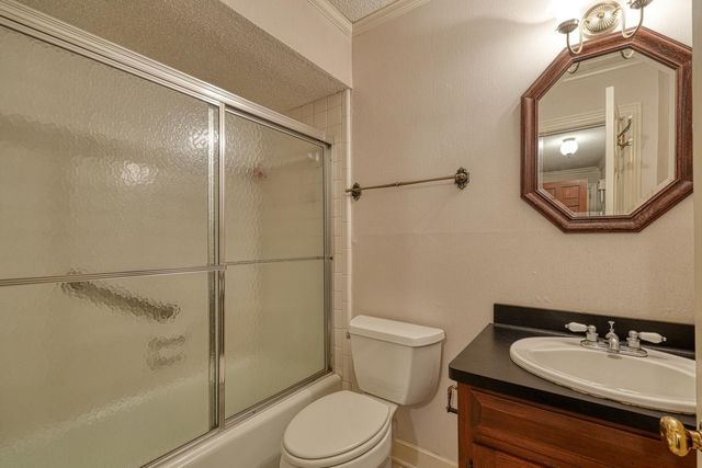 106 Lakeland Avenue, Moore, SC 29369