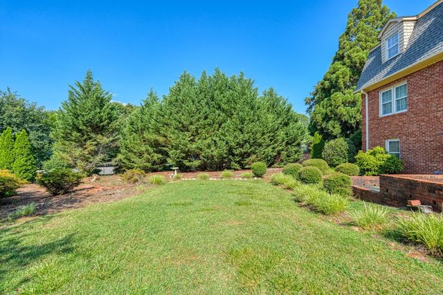 106 Lakeland Avenue, Moore, SC 29369