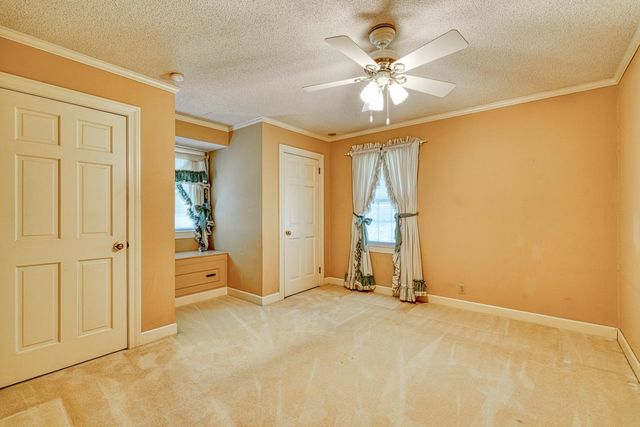 106 Lakeland Avenue, Moore, SC 29369