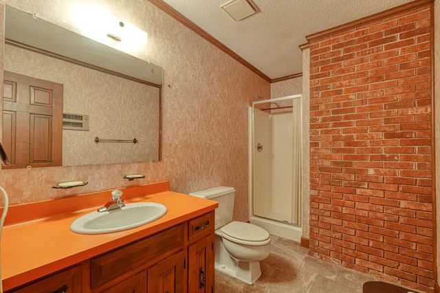 106 Lakeland Avenue, Moore, SC 29369