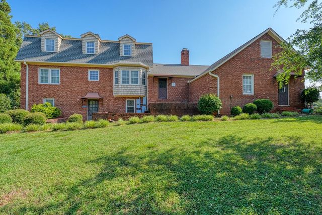 106 Lakeland Avenue, Moore, SC 29369