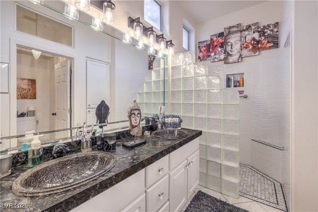 11008 Mission Lakes Avenue, Las Vegas, NV 89134