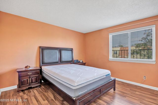 6528 VALEROSA Court 2, Jacksonville, FL 32217