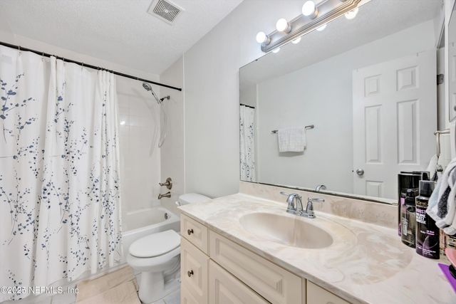 6528 VALEROSA Court 2, Jacksonville, FL 32217