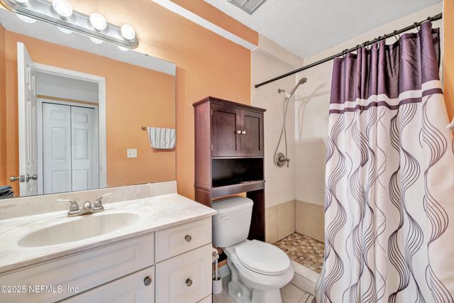 6528 VALEROSA Court 2, Jacksonville, FL 32217