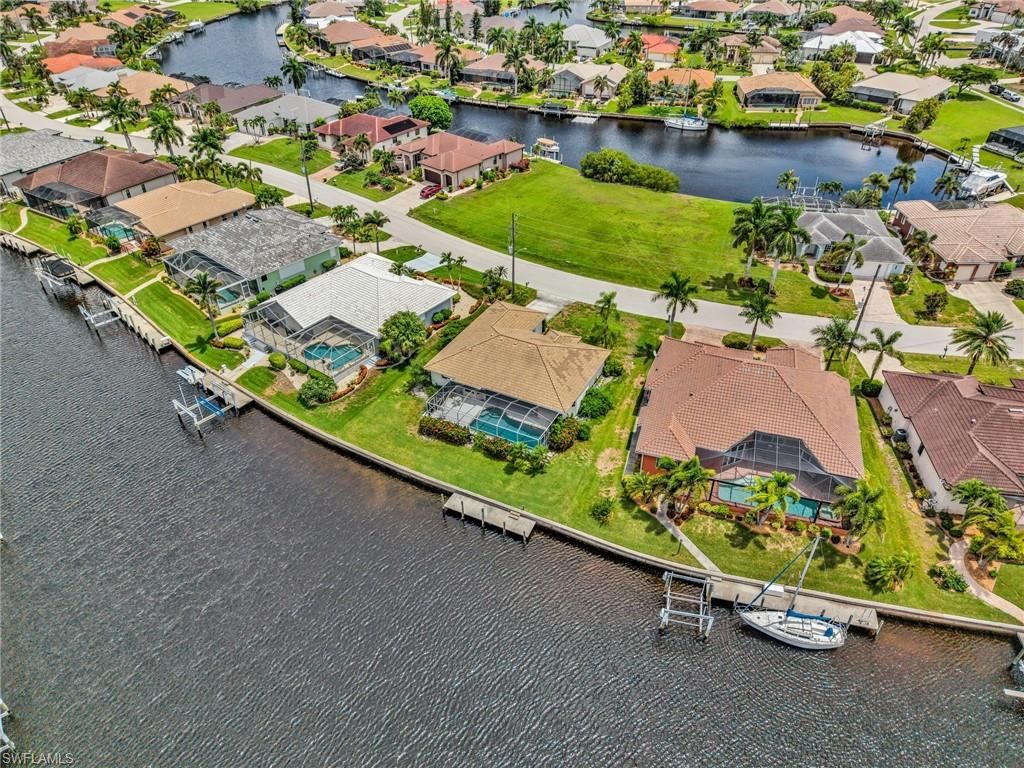 1352 Pine Siskin DR, PUNTA GORDA, FL 33950 — photo 4